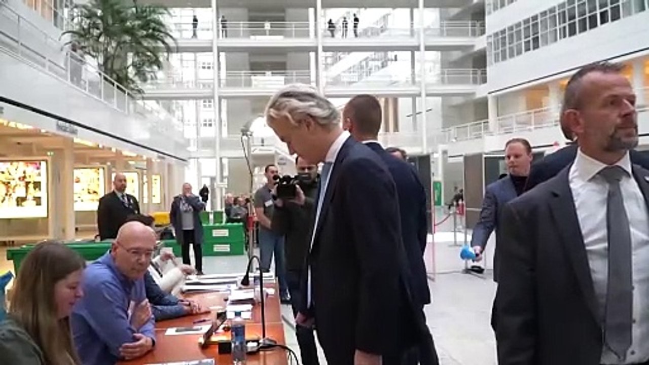 El líder de la derecha radical de Países Bajos abandona y deja caer el gobierno