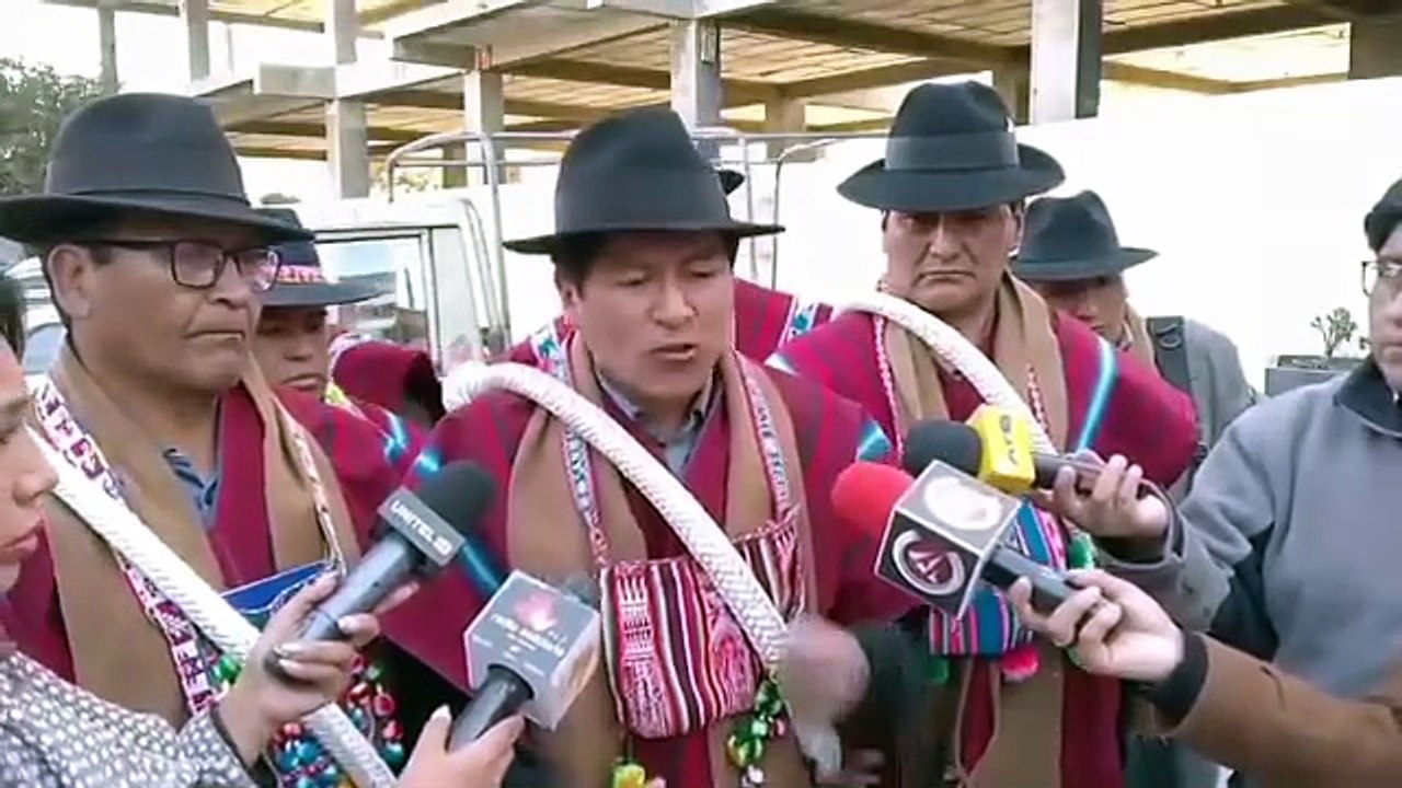 PONCHOS ROJOS