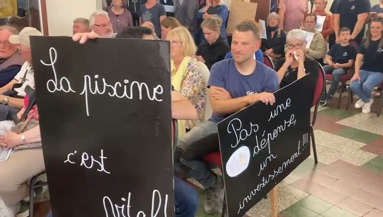 Protestation au conseil communal de Leuze-en-Hainaut contre la fermeture de la piscine communal