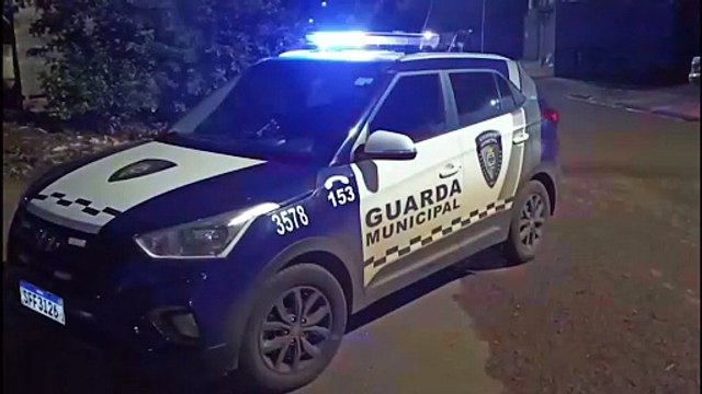 Motociclista fica ferido em acidente com Duster no Interlagos