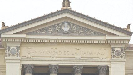 Estudiantes cubanos protestan por aumento de tarifas de internet