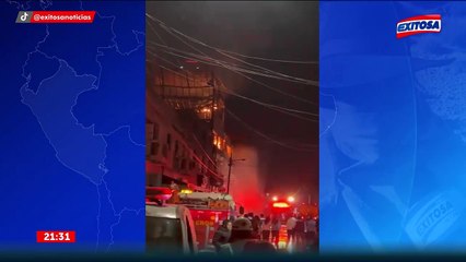 Arequipa: Incendio provoca graves daños en Miraflores