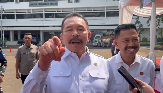 Jaksa Agung Tepis Isu Mengundurkan Diri