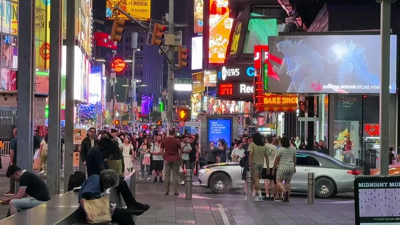 Trump verhängt Einreiseverbot in die USA gegen zwölf Länder