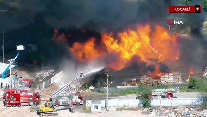 Kocaeli Çayırova’da palet fabrikasında yangın çıktı