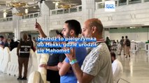Muzułmańscy pielgrzymi wyruszają w podróż hadżdż. Arabia Saudyjska zmaga się z upałami