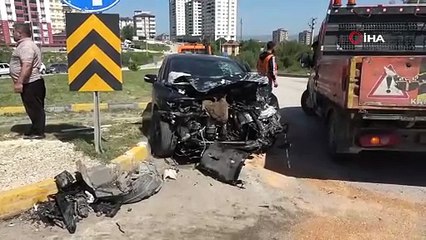 Kastamonu’da kamyonet ile otomobil çarpıştı: 3 yaralı