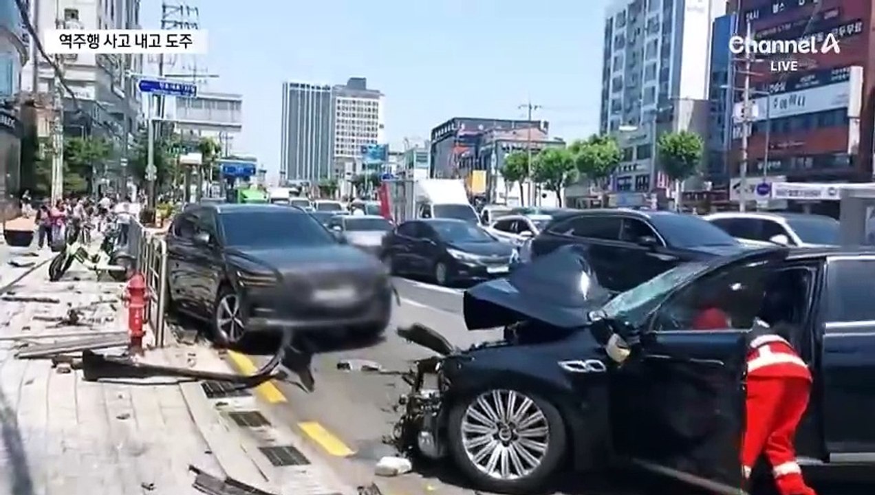 음주 트럭 역주행 ‘쾅쾅’…차 버리고 도주