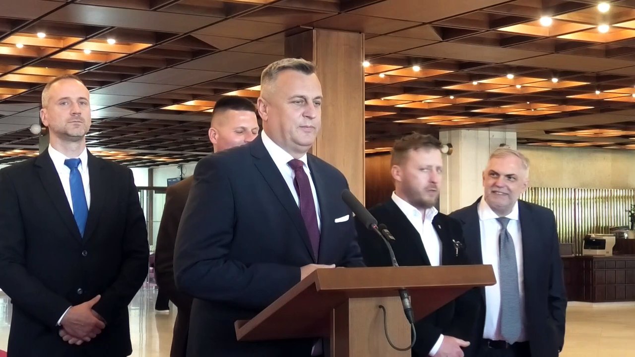 ZÁZNAM: A. Danko: Uznesenie o nehlasovaní za sankcie voči Rusku bude v EÚ rezonovať