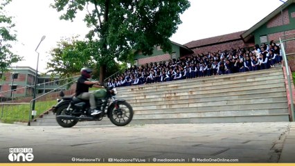 നിലമ്പൂരിലെ യുവാക്കളുടെ തുടിപ്പറിയാൻ അമൽ കോളജിലേക്ക് ഒരു ബുള്ളറ്റ് യാത്ര..  | Nilambur bypoll
