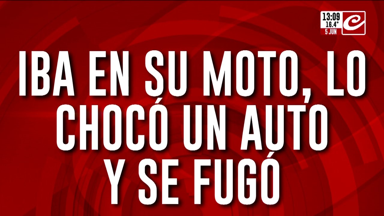 Iba en su moto, lo chocó un auto y se fugó: Lucas lucha por su vida