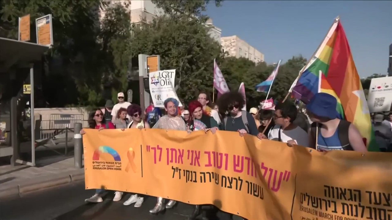 Thousands march in Jerusalem LGBTQ pride parade