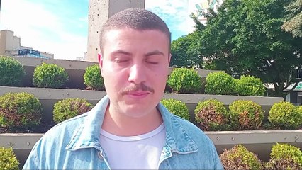 Vendedor ambulante é impedido de trabalhar em calçada pública e relata perseguição