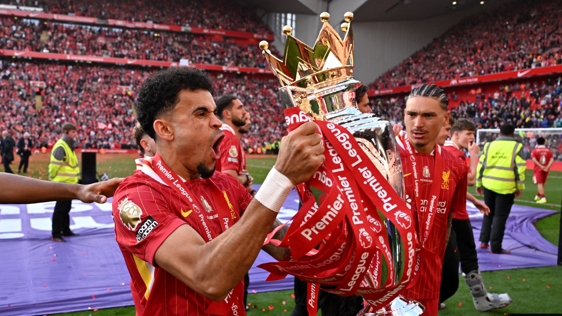 Diaz 'very happy' at Liverpool despite Barcelona links