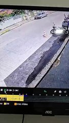 Câmera registra atentado a tiros no bairro do Poço