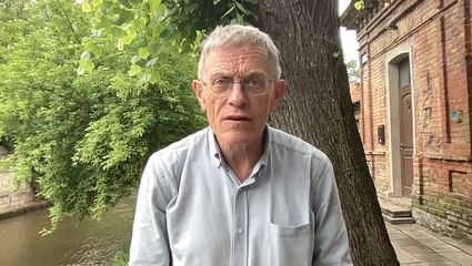 Staying safe during flight turbulence: Simon Calder explains