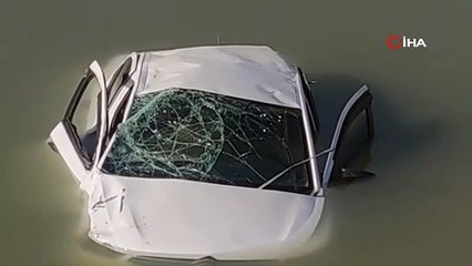 Van'da virajı alamayan otomobil Sıhke Göleti'ne uçtu