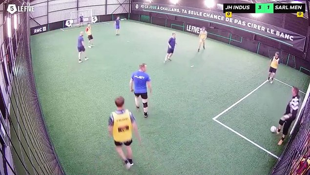 Jh Industries Lg - Sarl Menuet 05/06 à 19:36 - Football Terrain 1 (LeFive Challans)