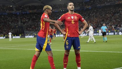 Mikel Merino: "Lamine y Pedri se merecen el Balón de Oro