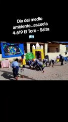 "Pequeños adultos", la ejemplar vida que llevan niños de El Toro y que es registrada por su director en Tik Tok