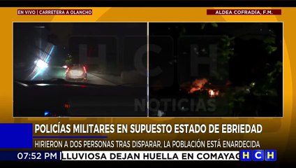 Militares en presunto estado de ebriedad habrían disparado al aire y herido a dos; pobladores están furiosos
