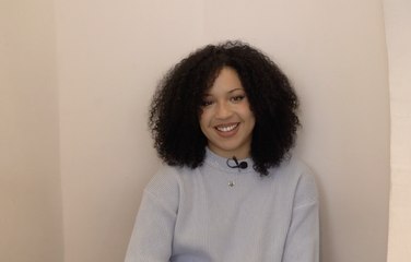 Paroles Paroles : Yoa décrypte "Princesse Chaos"