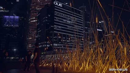 Il festival delle luci illumina la Marina Bay di Singapore