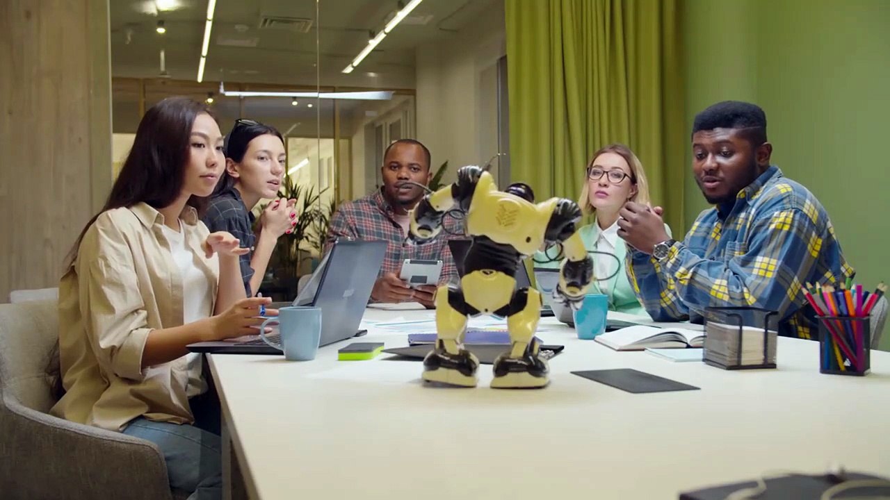 AI and the Future of Work: How Swiss International University Prepares Students for the Evolving Job Market