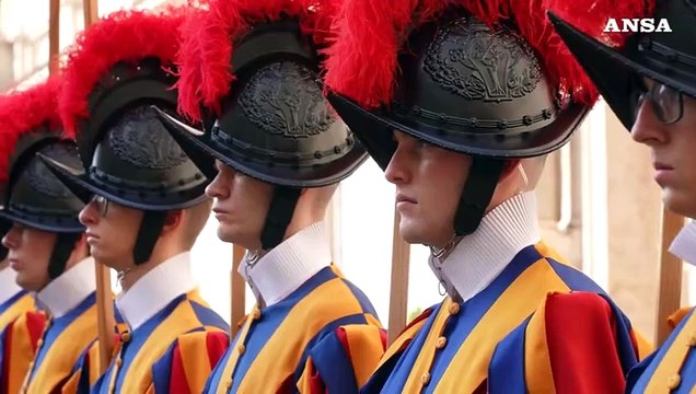 Mattarella in Vaticano per l'incontro con il Papa