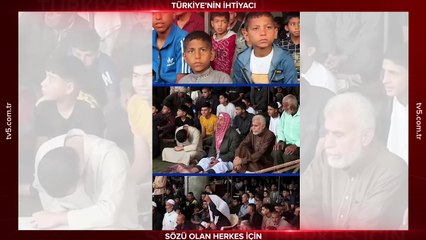 Gazze'de Filistinliler bayram namazını İsrail saldırılarında yıkılan camilerin enkazında kıldı