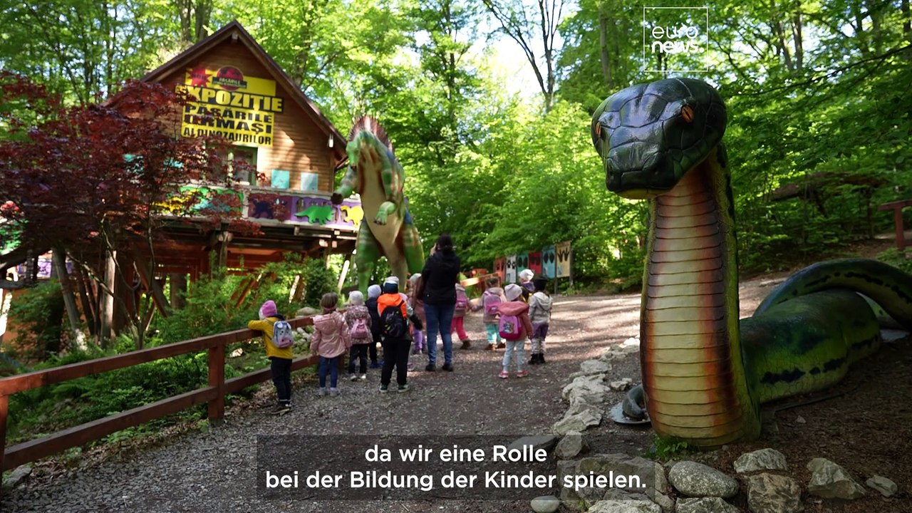 Lebensgroße Dinosaurier zur Diversifizierung des Tourismus