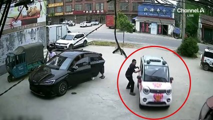가정집으로 차량 돌진…동생 구한 소녀