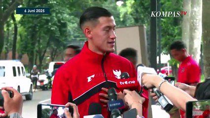 Momen Jay Idzes Selfie Bareng Wartawan usai Makan Siang Bareng Prabowo, Bikin Kluivert Tertawa