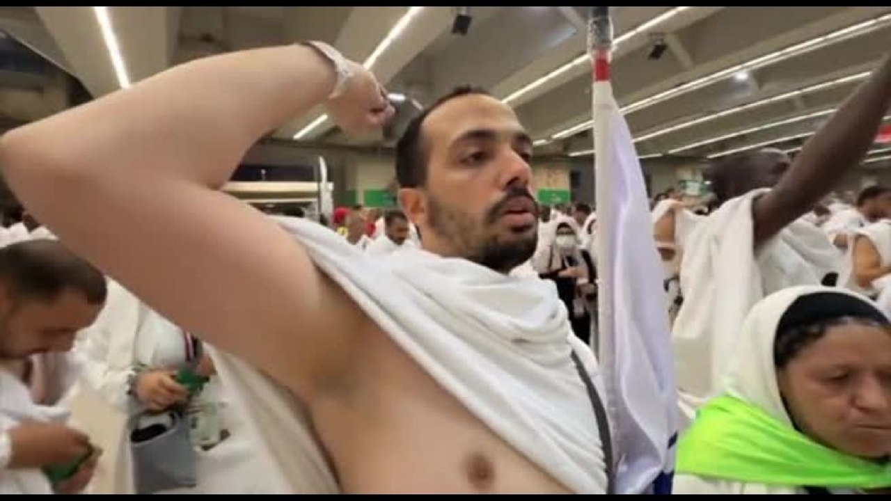 La "lapidazione del diavolo": l'ultimo rito pellegrinaggio alla Mecca