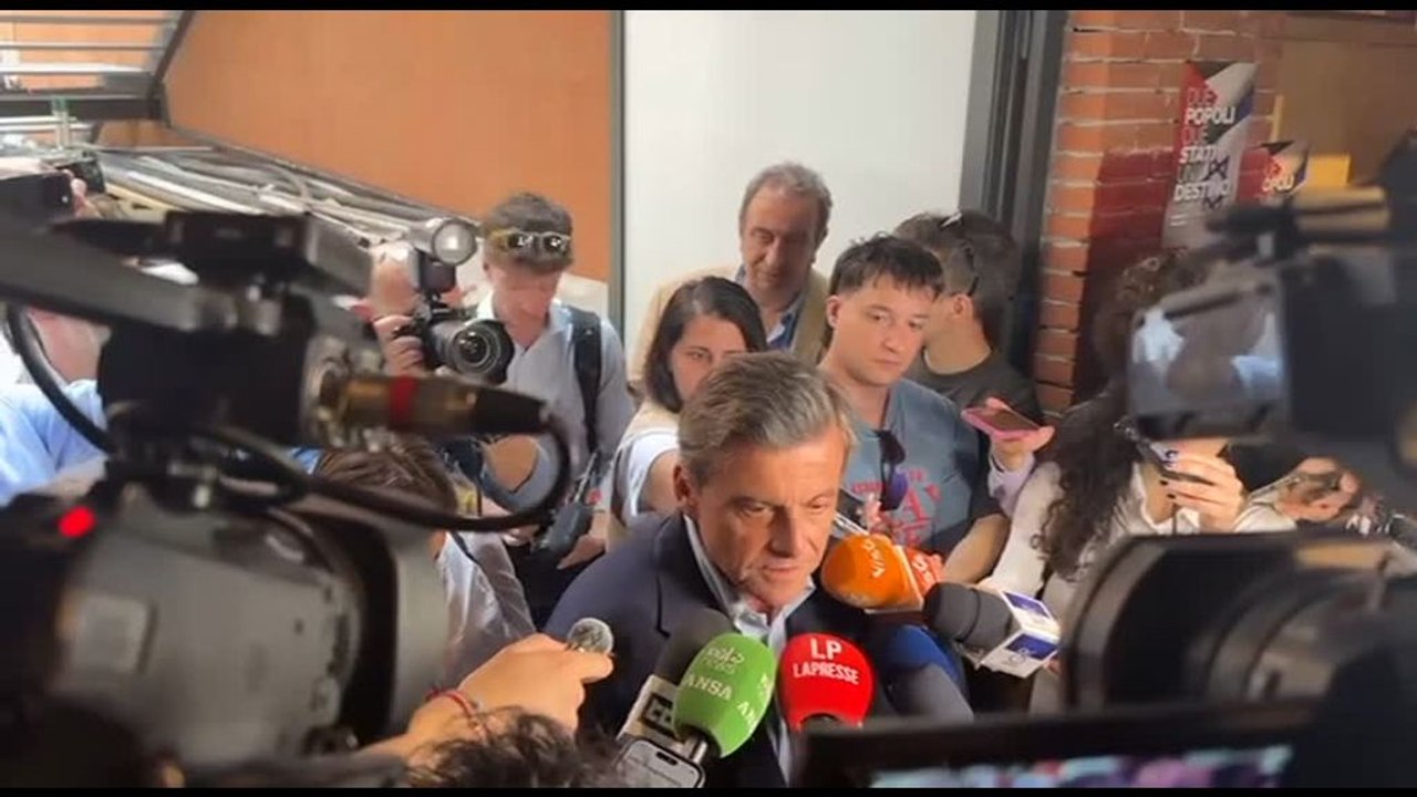 Calenda a manifestazione Gaza: "Schlein voleva sintesi, M5s e Avs no"