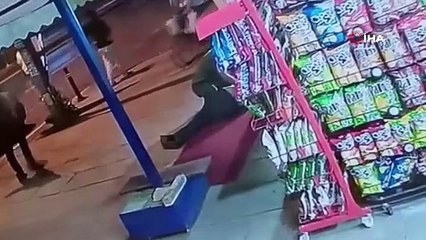 Ölümcül yumruk attığı şahsa kalp masajı yaptı