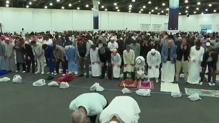 California muslims gather for Eid prayers in San Diego