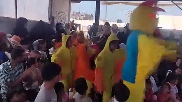 Savaşın gölgesinde bayram sevinci! Gazze’de yetim çocuklar bir günlüğüne güldü