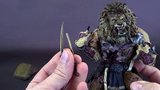 McFarlane Toys McFarlane Monsters Series 2: Twisted Land of Oz The Cowardly Lion