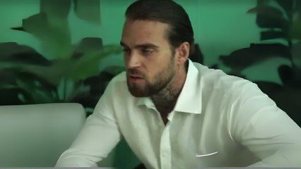 Después del divorcio, me cáo con un multimillonario Sshort