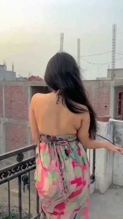 هي العيال دي ملهاش اهل ونبي