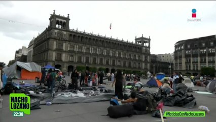 El plantón del Zócalo de la CDMX se empieza a disolver; Maestros de la CNTE se retiran