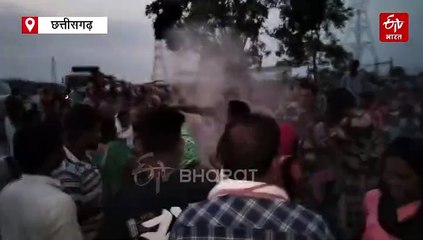 कोरबा में एनटीपीसी अफसरों पर धनरास गांव के लोगों ने फेंकी राख, प्रदूषण से लोग परेशान