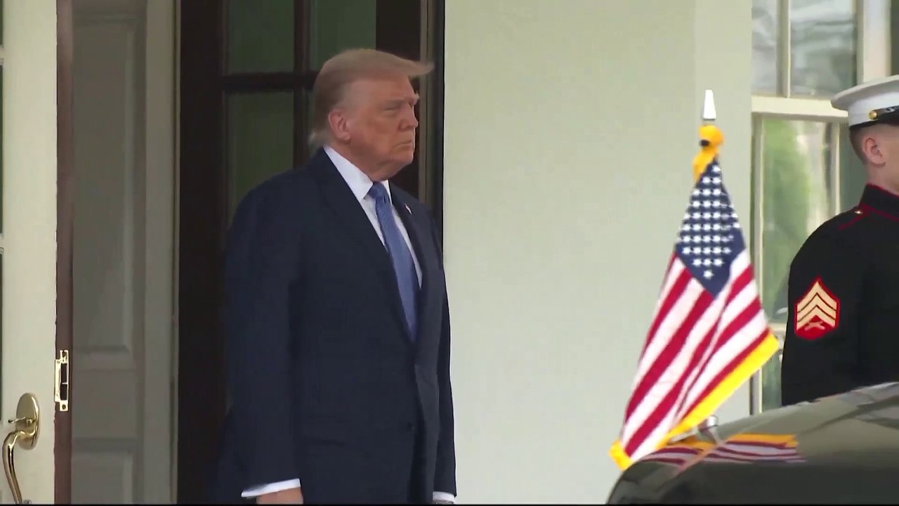 Musk borra mensaje que vinculaba a Trump con los delitos del traficante menores Jeffrey Epstein