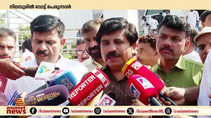 പെരുന്നാൾ ദിനത്തിൽ പള്ളികളിലും വീടുകളിലുമെത്തി വോട്ട് ചോദിച്ച് സ്ഥാനാർത്ഥികൾ