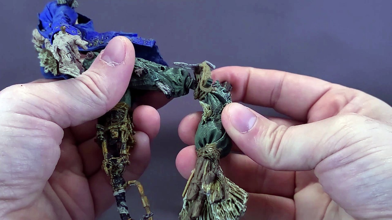 McFarlane Toys McFarlane Monsters Series 2: Twisted Land of Oz The Scarecrow