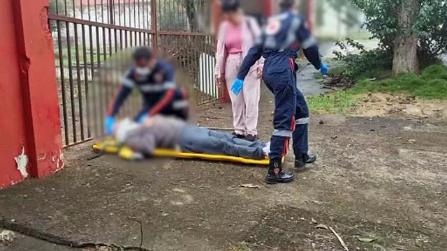Idoso é socorrido pelo Samu após cair e bater a cabeça no bairro São Cristóvão