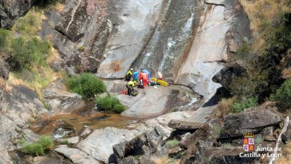 El rescate de la joven herida tras una caída en unas cascadas de Ávila