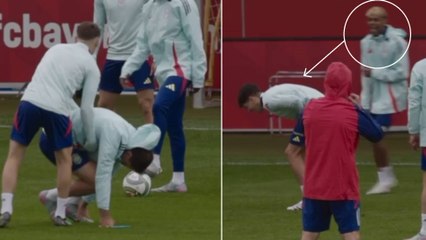 Doloroso pelotazo de Lamine a Cubarsí y susto de Oyarzabal