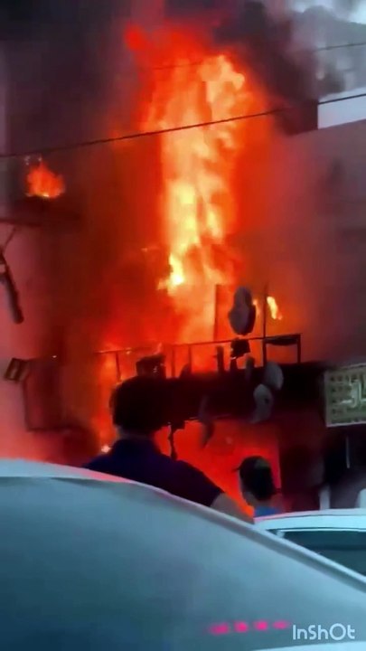 حريق بإحدى المحلات التجارية بالواحهة البحرية شاطئ " شابي" عنابة